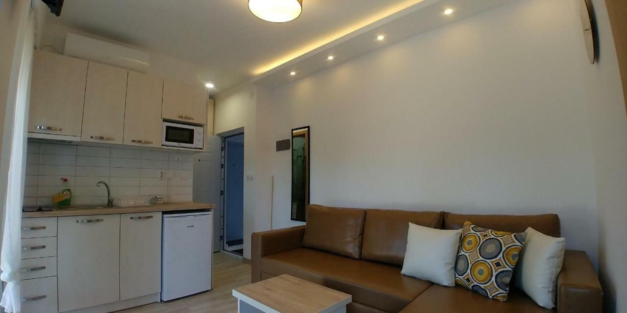Mago Apartments Nea Kallikrateia エクステリア 写真
